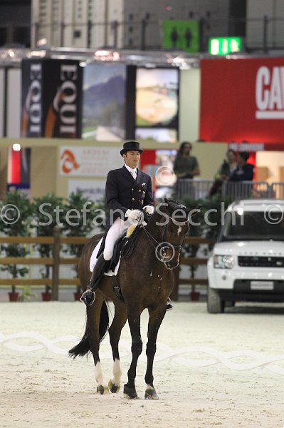 LAUGKS_MEGGLE\'S WELTTALL_MILANO_2011_SS3_9928.jpg